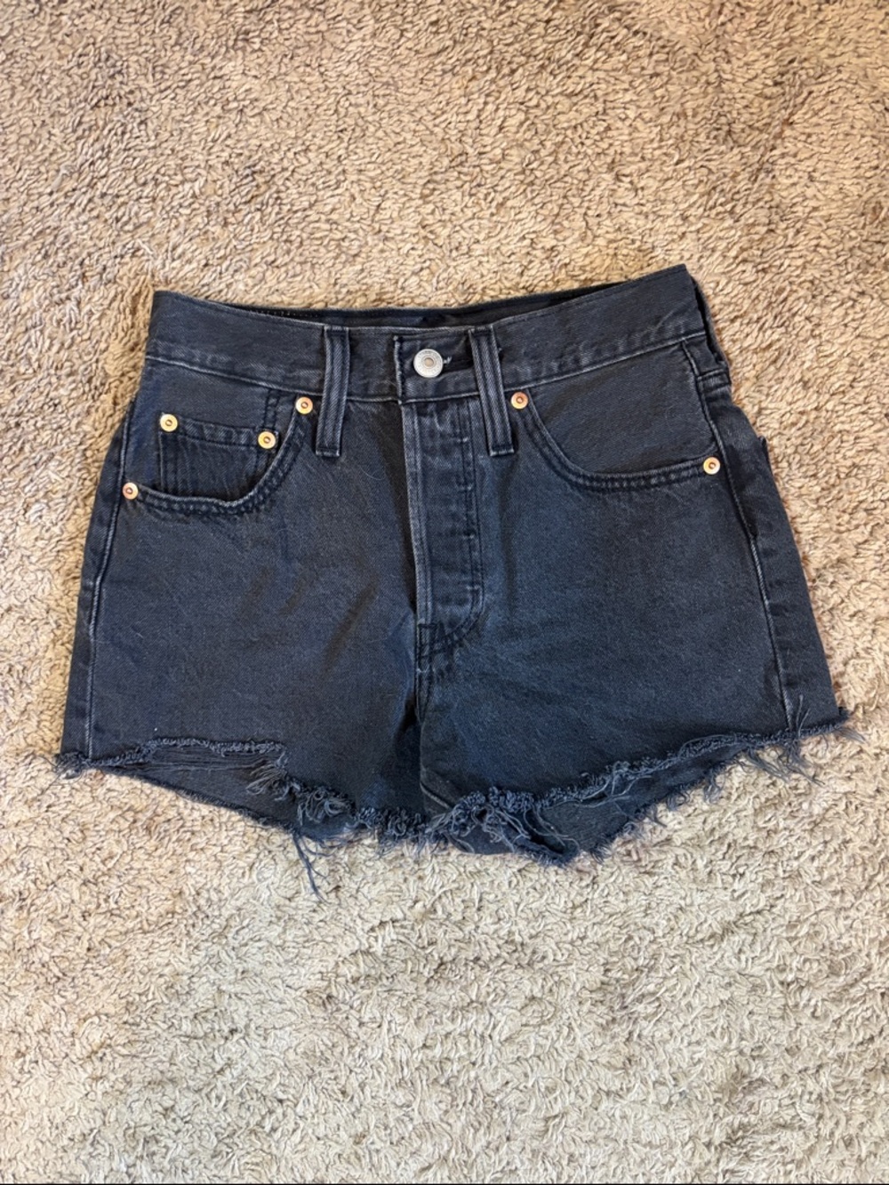Levi’s Black High-Rise Frayed Hem Denim Shorts